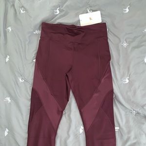 Leggings - Maroon (Medium)